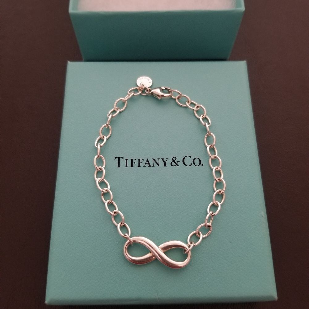 Tiffany & Co. Infinity Chain Bracelet Sterling Silver 925
